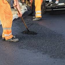 Best Driveway Snow Removal Preparation  in Six Mile, SC